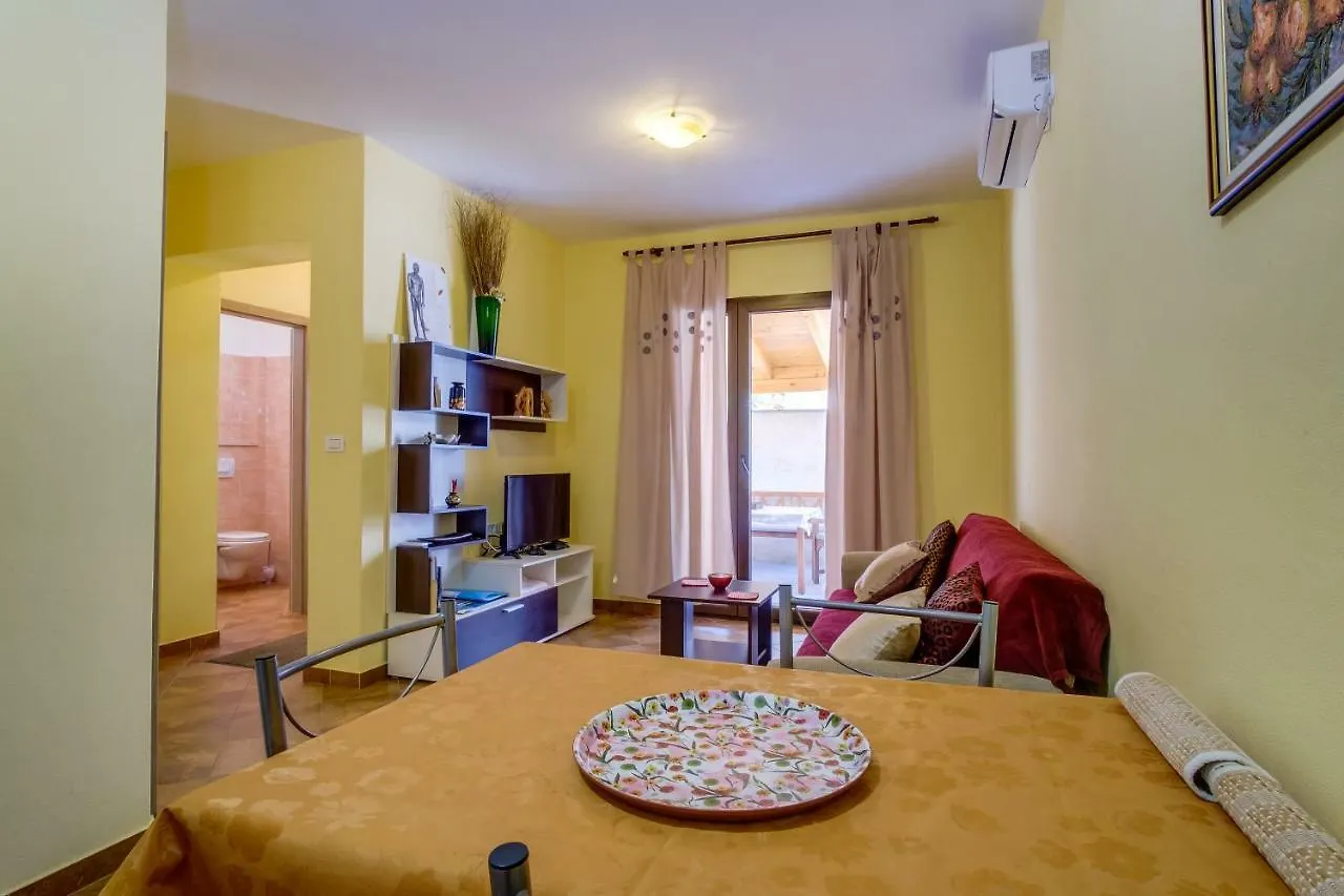 Abba Apartments Mali Lošinj 0*,